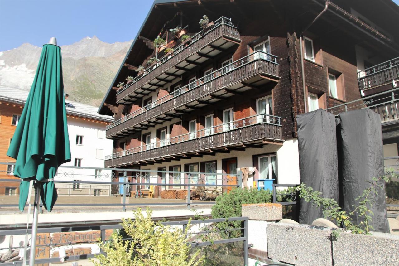 Self-Service Guesthouse Berggeist Saas-Fee Exterior photo